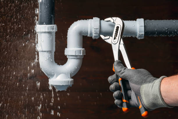 Professional Drain Cleaning technician working in Baxter, MN